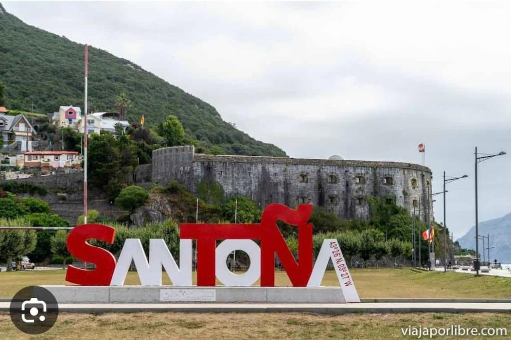 Piso Acogedor Y Centrico Lägenhet Santoña Exteriör bild