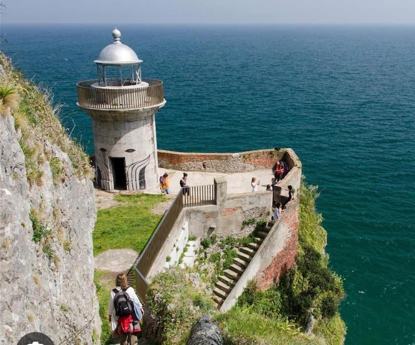 Piso Acogedor Y Centrico Lägenhet Santoña Exteriör bild